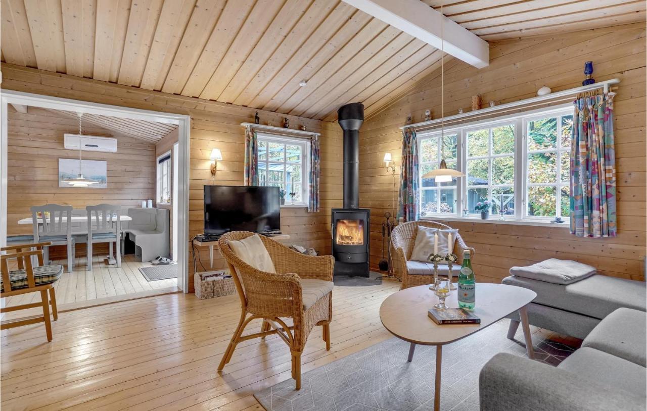 3 Bedroom Cozy Home In Borkop Exterior photo